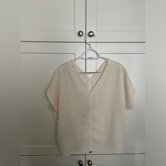 Oak and Fort Satin V-Neck Shirt - Picture 2 of 4